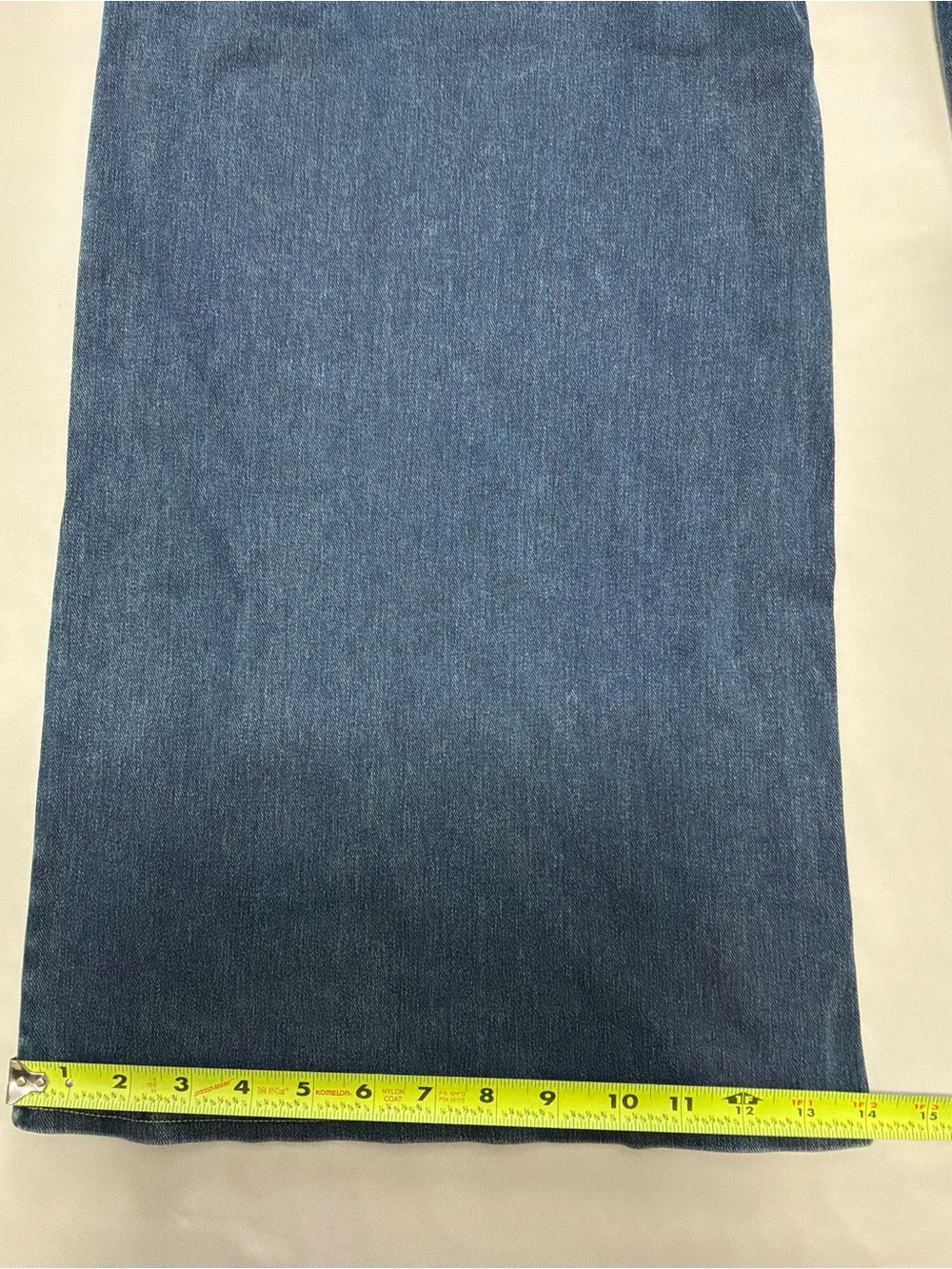 HALARA Wide-Leg Flare Jeans in Washed Blue - Picture 14 of 15